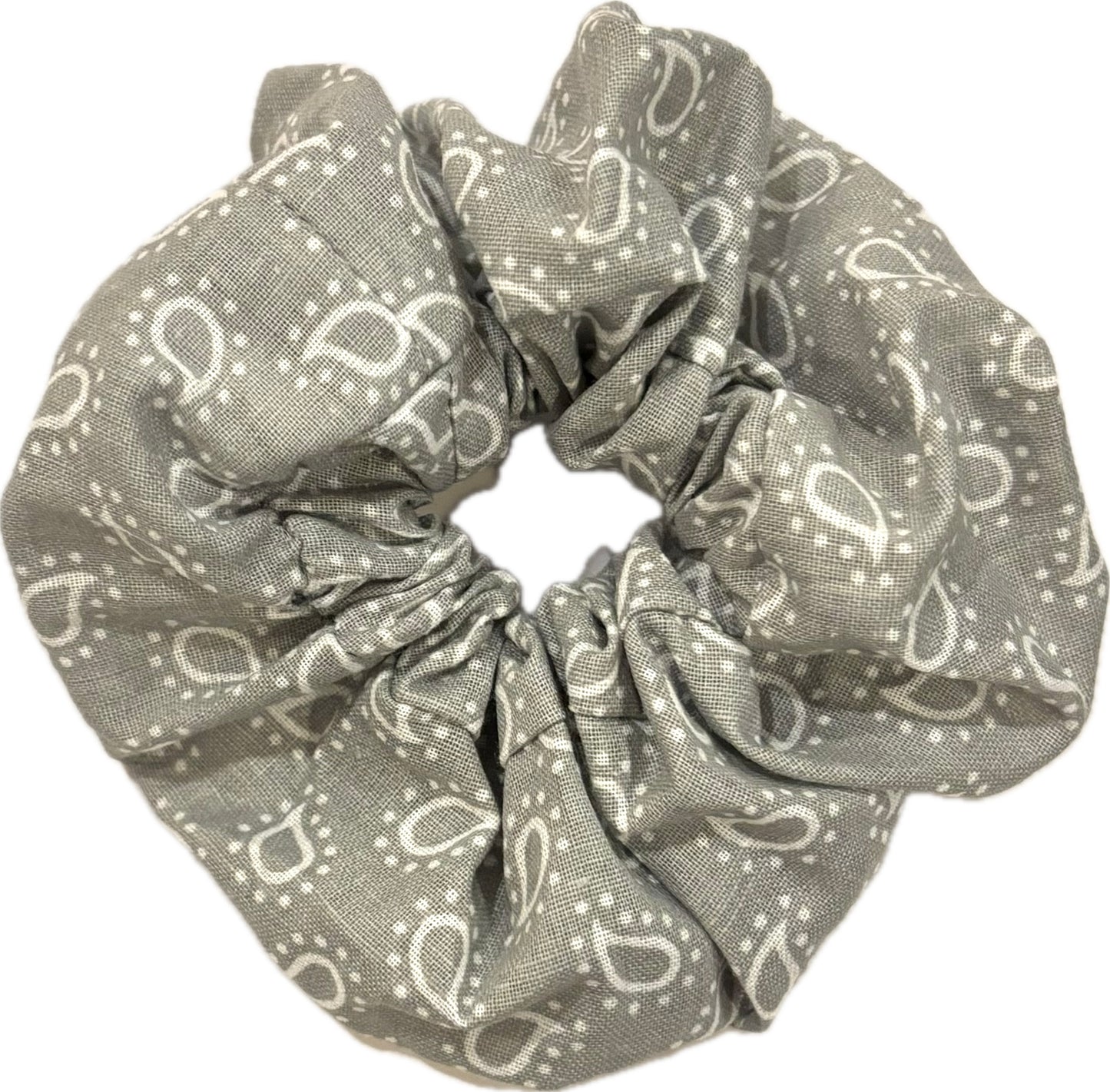 Gray patterned scrunchie 1001